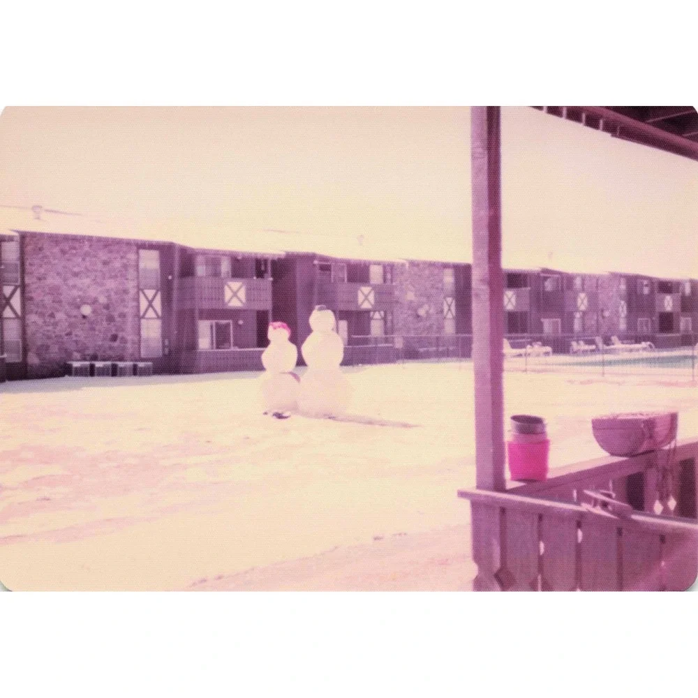 Vintage 1970s Snowy USAF Base Housing Winter Lot of 7 Photos 3.5x5 - Picture 5 of 7